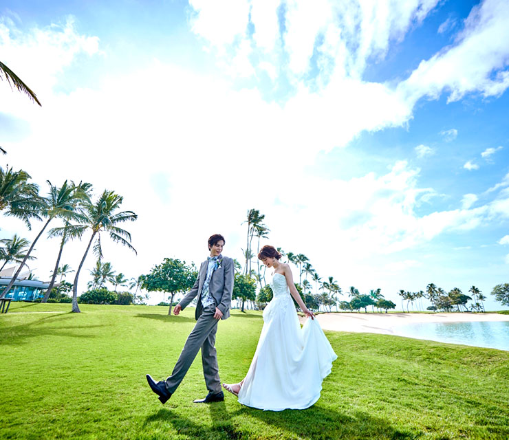 ハワイでふたりだけの結婚式を叶えよう 費用相場や準備は 人気チャペルも紹介 ハワイの結婚式 挙式なら ワタベウェディング